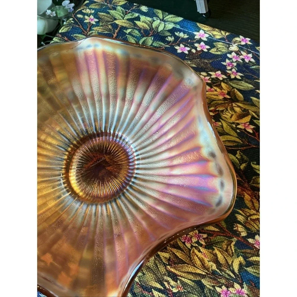 Antique FENTON Stippled Rays Amethyst Carnival Round Crimped Bowl‎ 8